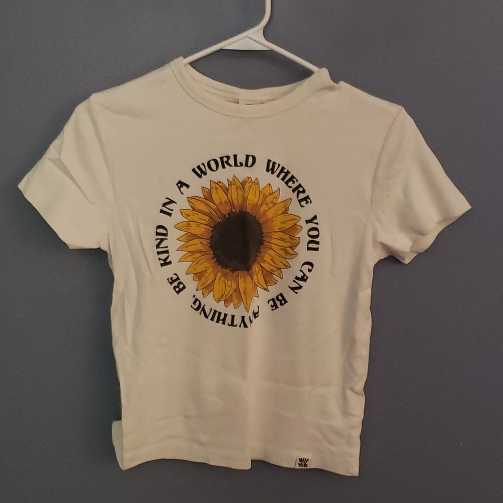 Lucy & yak t shirt
